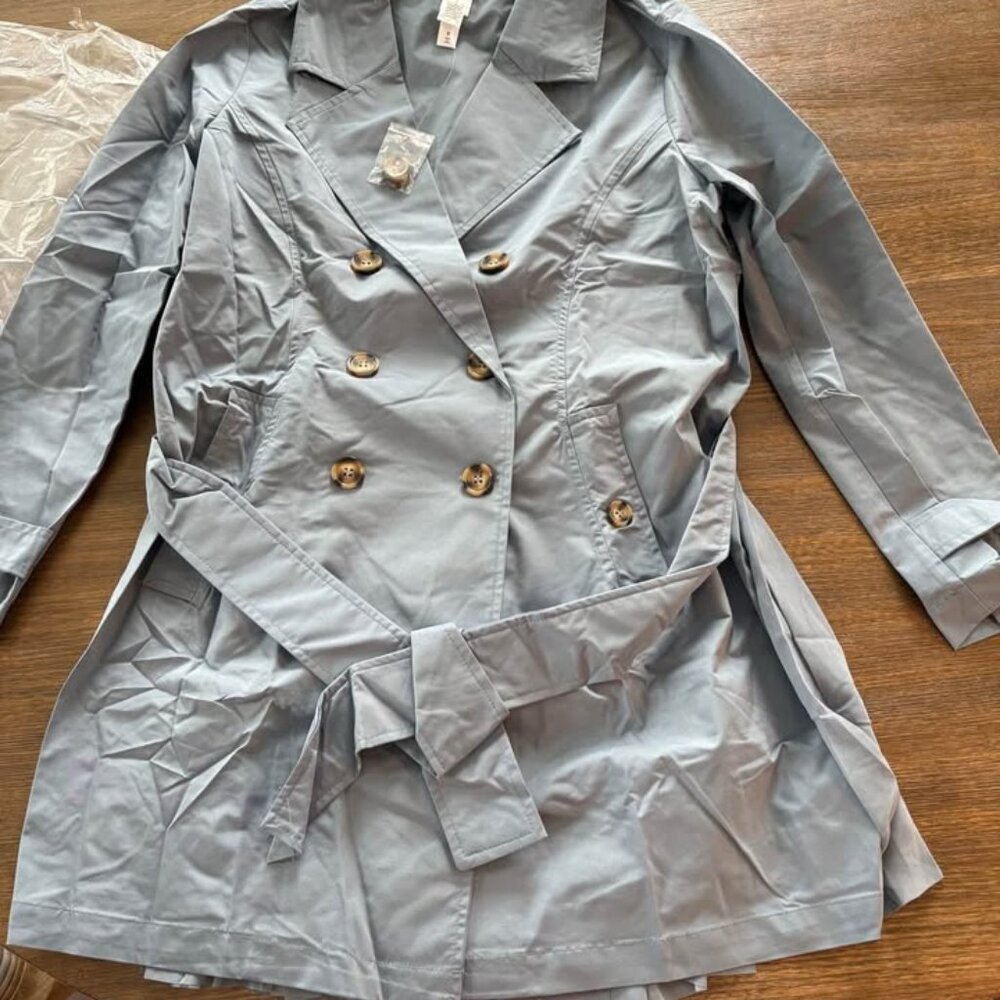 Wynne Layers Jacket size small - Brand New